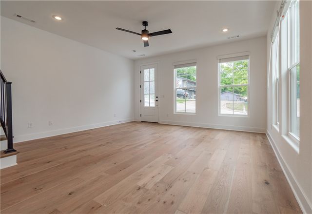 1316 S College, Fayetteville, AR 72701