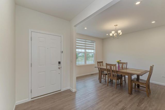 23458 W Lansdowne Road, Plainfield, IL 60585