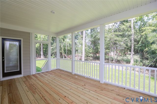 9381 Stingray Point Ct, New Kent, VA 23124