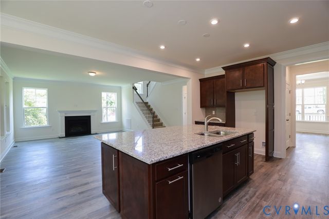 9381 Stingray Point Ct, New Kent, VA 23124
