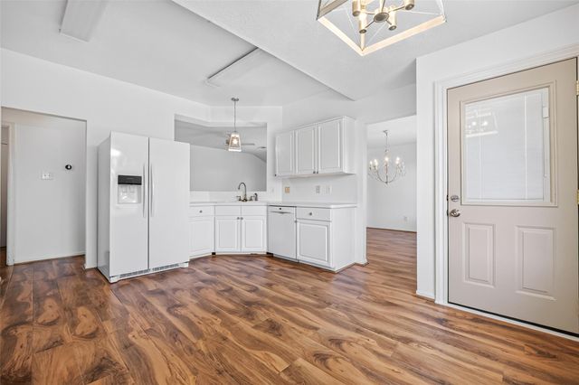 4615 Hardwood Glen Drive, Fresno, TX 77545