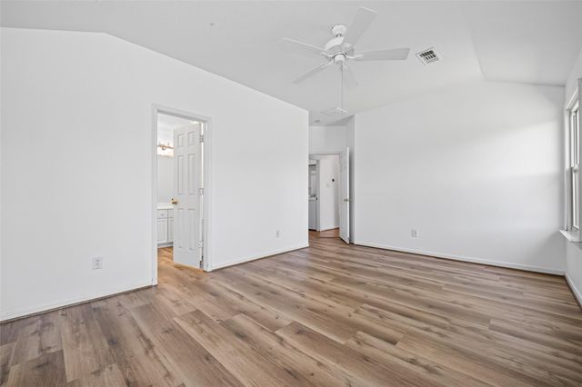 4615 Hardwood Glen Drive, Fresno, TX 77545