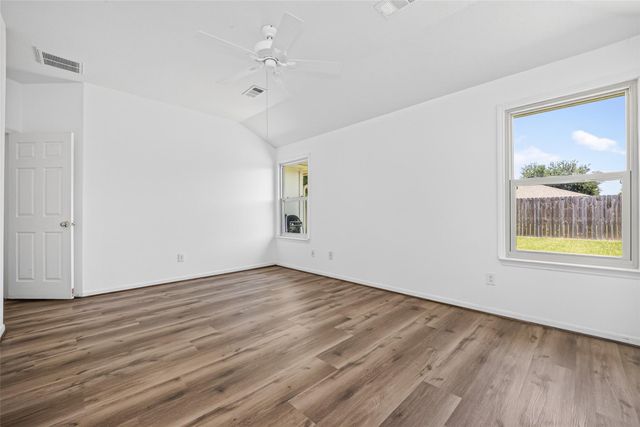 4615 Hardwood Glen Drive, Fresno, TX 77545
