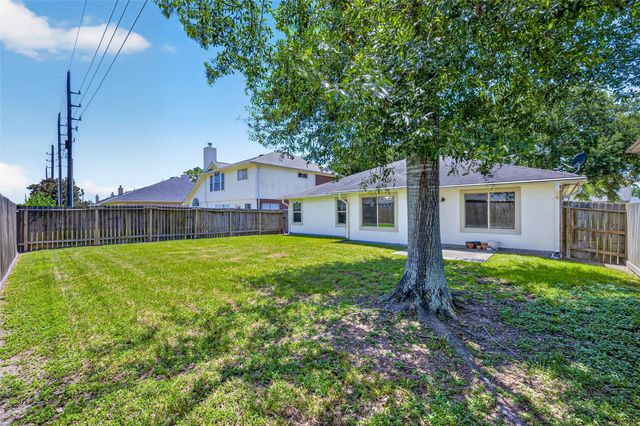 4615 Hardwood Glen Drive, Fresno, TX 77545