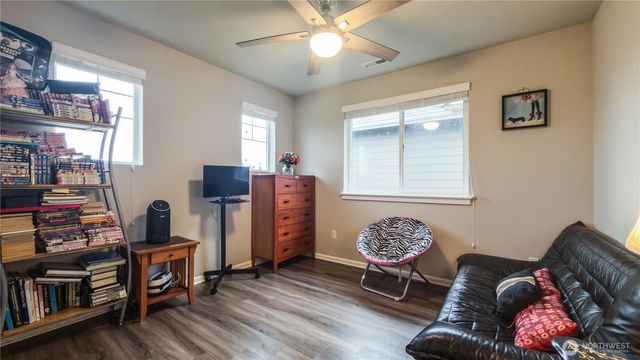 7338 83rd Drive NE, Marysville, WA 98270