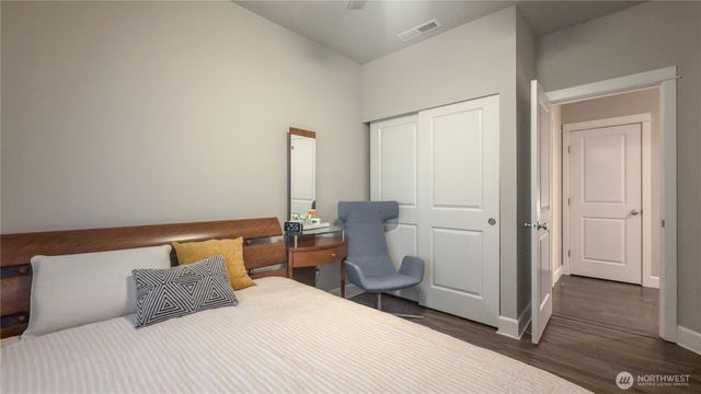 7338 83rd Drive NE, Marysville, WA 98270