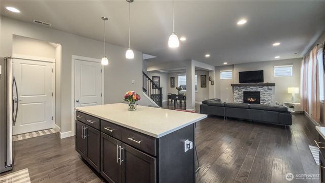 7338 83rd Drive NE, Marysville, WA 98270