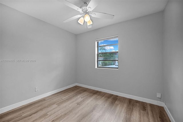 130 NE 171st Ter, Miami, FL 33162