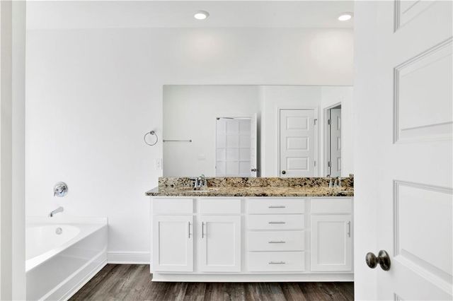 11602 Genuine Risk Circle, Daphne, AL 36526