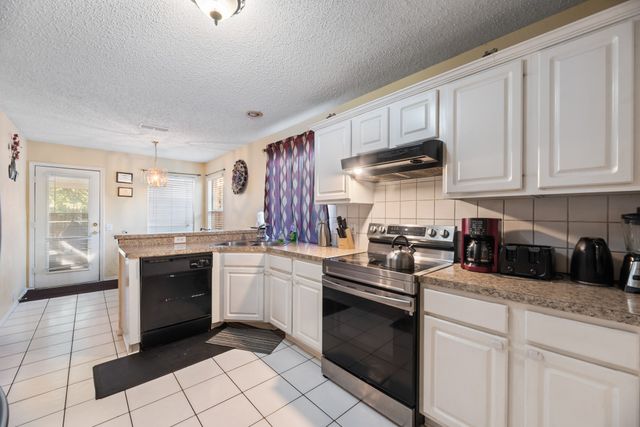 5306 Rio Altos Drive, Arlington, TX 76017