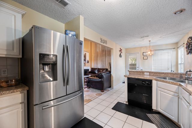 5306 Rio Altos Drive, Arlington, TX 76017