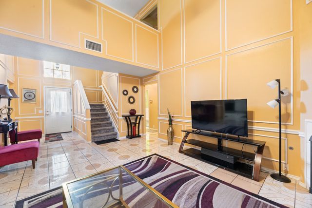 5306 Rio Altos Drive, Arlington, TX 76017