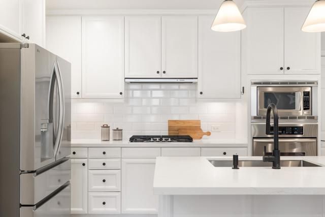 2124 Historic Decatur Rd, San Diego, CA 92106