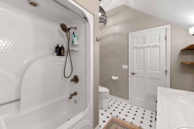 657 Campbell Camp Circle, Blue Ridge, GA 30513