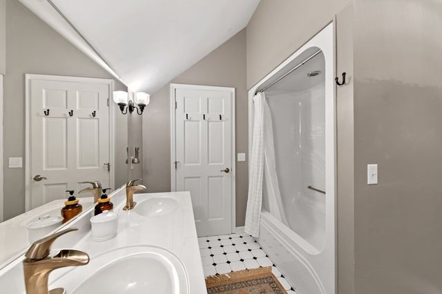657 Campbell Camp Circle, Blue Ridge, GA 30513