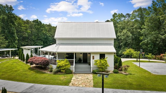 657 Campbell Camp Circle, Blue Ridge, GA 30513