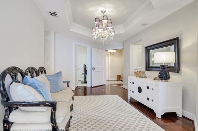 5823 BOWEN DANIEL DRIVE 802, Tampa, FL 33616