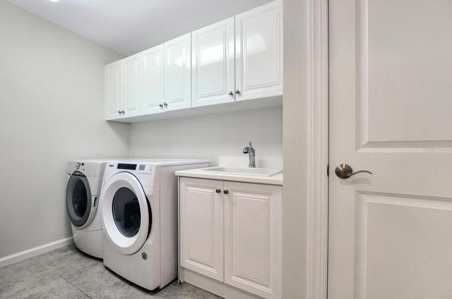 5823 BOWEN DANIEL DRIVE 802, Tampa, FL 33616