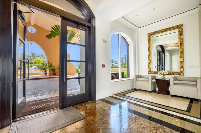 5823 BOWEN DANIEL DRIVE 802, Tampa, FL 33616