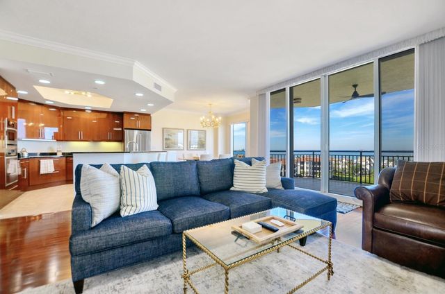 5823 BOWEN DANIEL DRIVE 802, Tampa, FL 33616