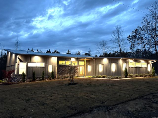 4001 Shelby Will Courts, Hensley, AR 72065