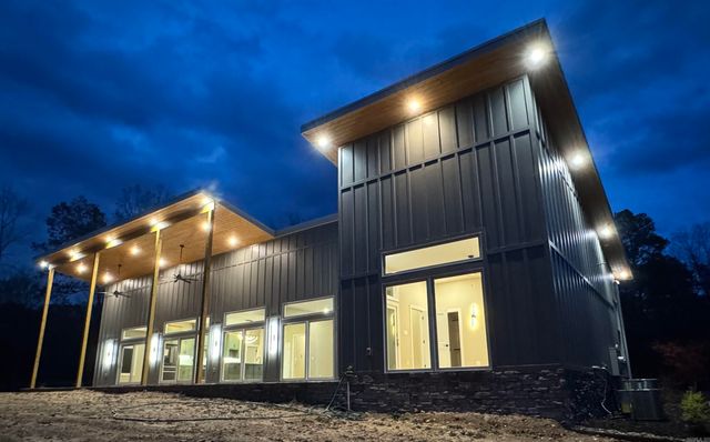 4001 Shelby Will Courts, Hensley, AR 72065