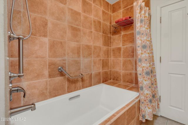 6001 E San Marino Drive, Tucson, AZ 85715