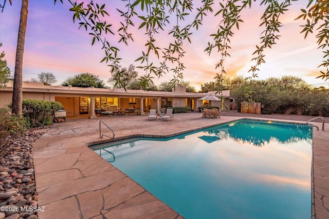 6001 E San Marino Drive, Tucson, AZ 85715