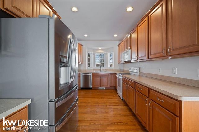 40757 Saint Louis Drive, Clinton Twp, MI 48038