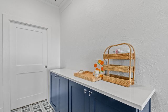 235 Sunrise Avenue Ph6, Palm Beach, FL 33480