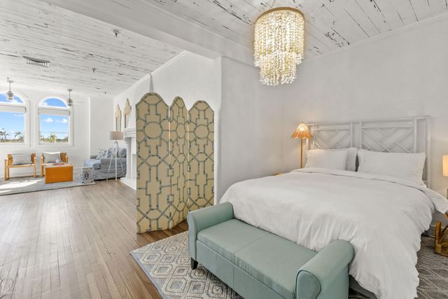 235 Sunrise Avenue Ph6, Palm Beach, FL 33480