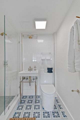 235 Sunrise Avenue Ph6, Palm Beach, FL 33480