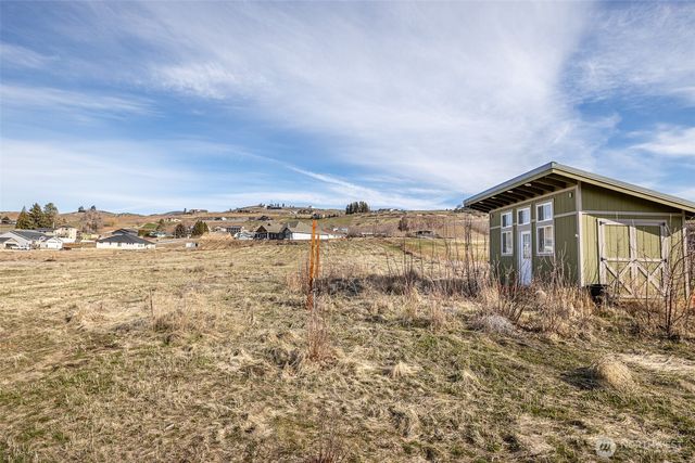 127 Hurley Lane, Manson, WA 98831