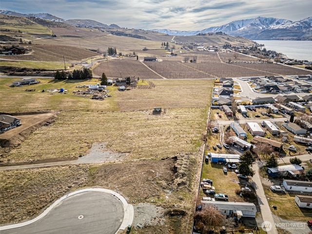 127 Hurley Lane, Manson, WA 98831