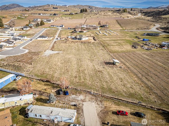 127 Hurley Lane, Manson, WA 98831