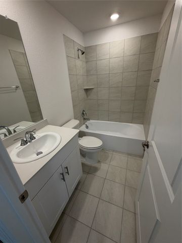 2203 Rannoch Street, Sherman, TX 75092