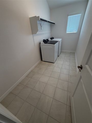 2203 Rannoch Street, Sherman, TX 75092