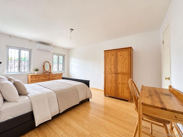 63-25B Bourton 1B, Rego Park, NY 11374