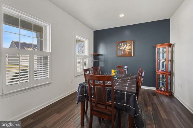 7 WAVERLY LN, Carlisle, PA 17015