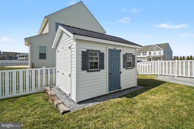 7 WAVERLY LN, Carlisle, PA 17015