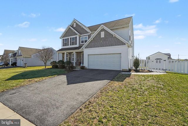 7 WAVERLY LN, Carlisle, PA 17015