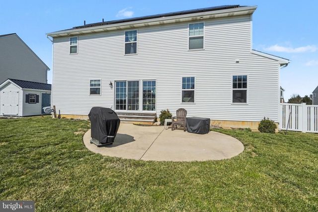 7 WAVERLY LN, Carlisle, PA 17015