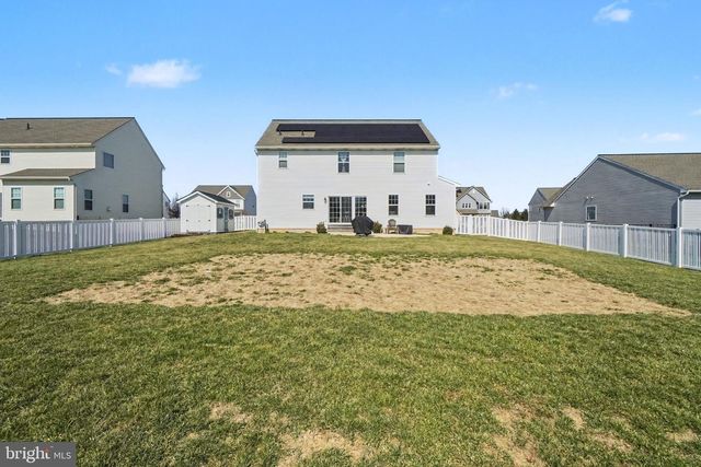 7 WAVERLY LN, Carlisle, PA 17015