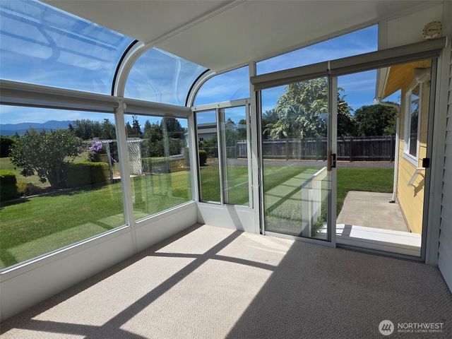 131 Timothy Lane, Sequim, WA 98382