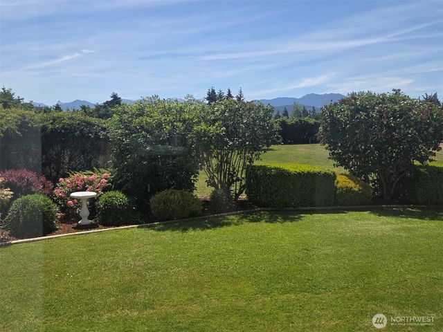 131 Timothy Lane, Sequim, WA 98382