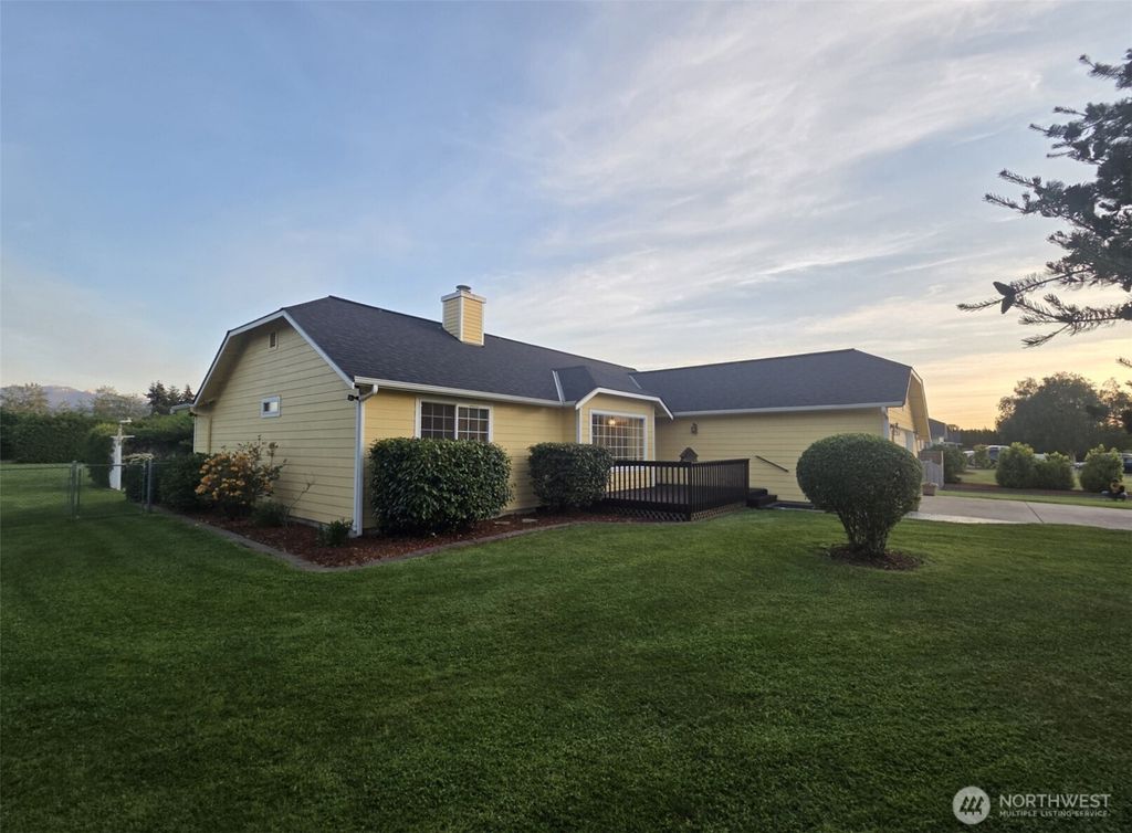 131 Timothy Lane, Sequim, WA 98382