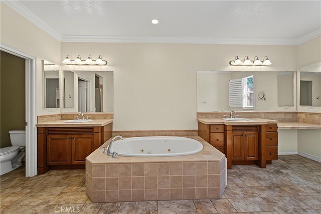 1254 Duxbury, Corona, CA 92882