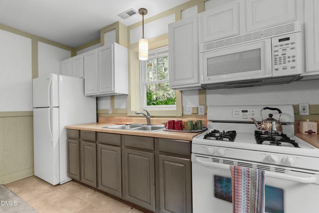 4500 Trenton Road, Chapel Hill, NC 27517