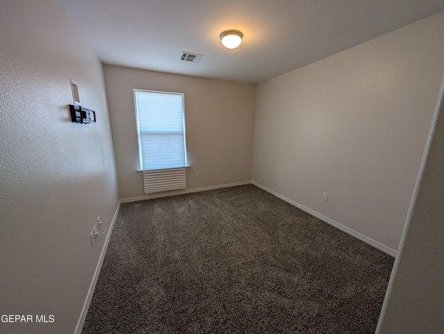 517 La Entrada Circle, Sunland Park, NM 88063