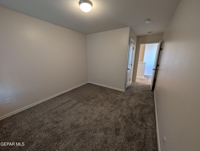 517 La Entrada Circle, Sunland Park, NM 88063